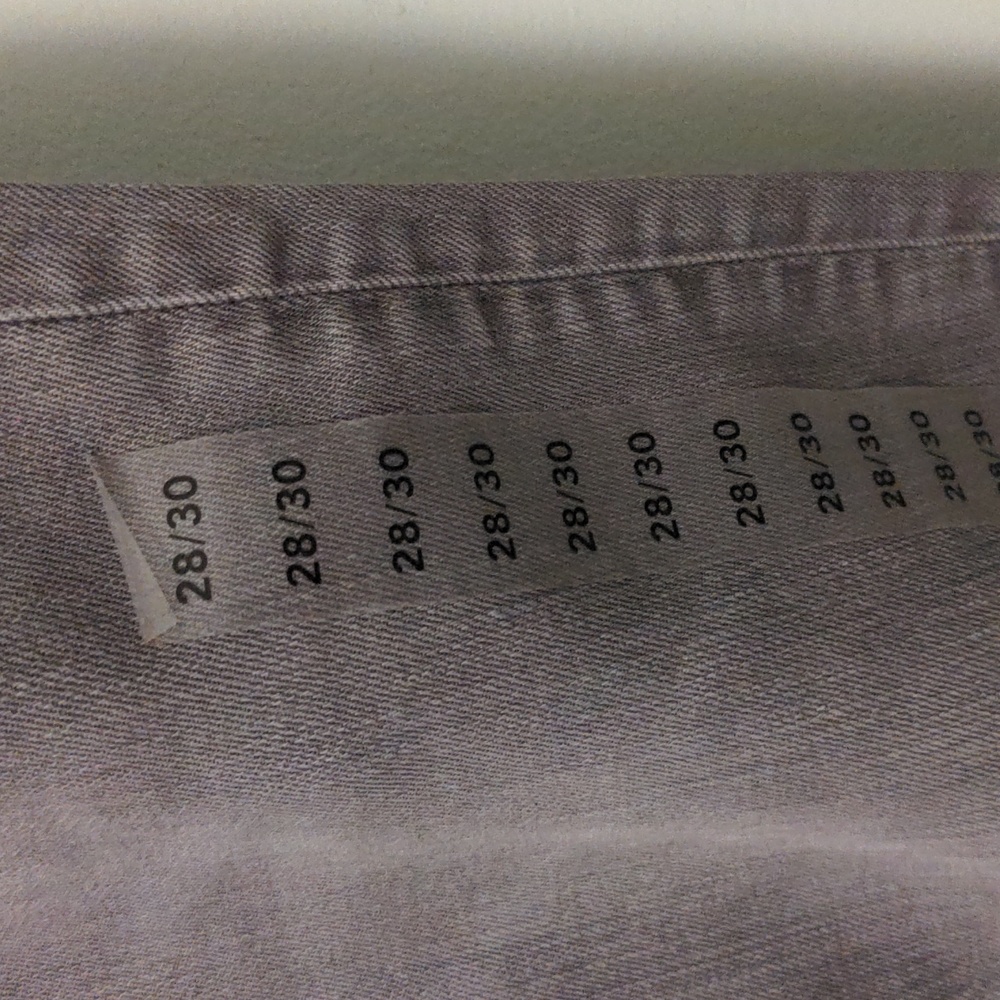 American Eagle slim straight jeans. Size 28/30. - Picture 6 of 7